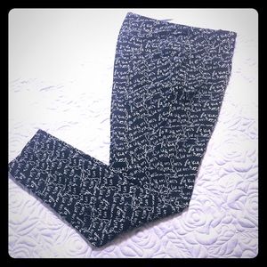 Chico’s Zenergy So Slimming Script Legging Crop